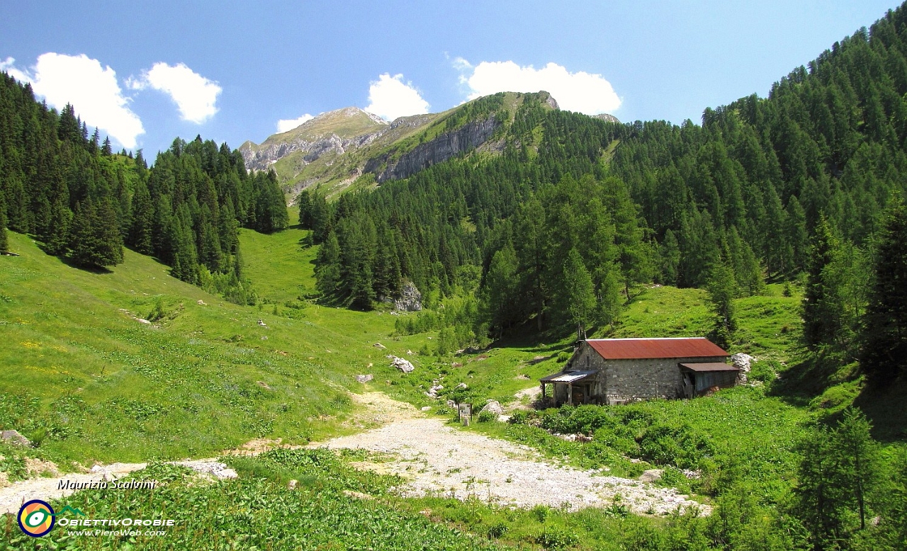 74 La Casera comunale della Val Terzera....JPG